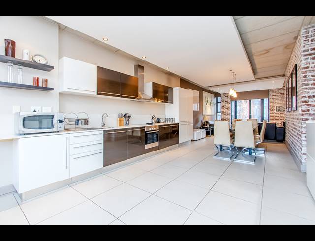 2 BEDROOM APARTMENT TO LET IN MELROSE ARCH